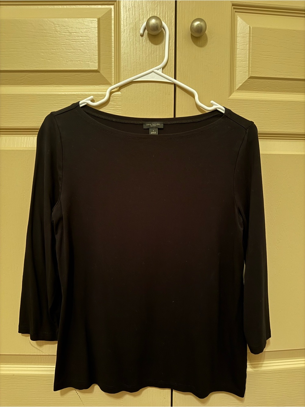 Ann Taylor Black Long-Sleeve Boatneck Top